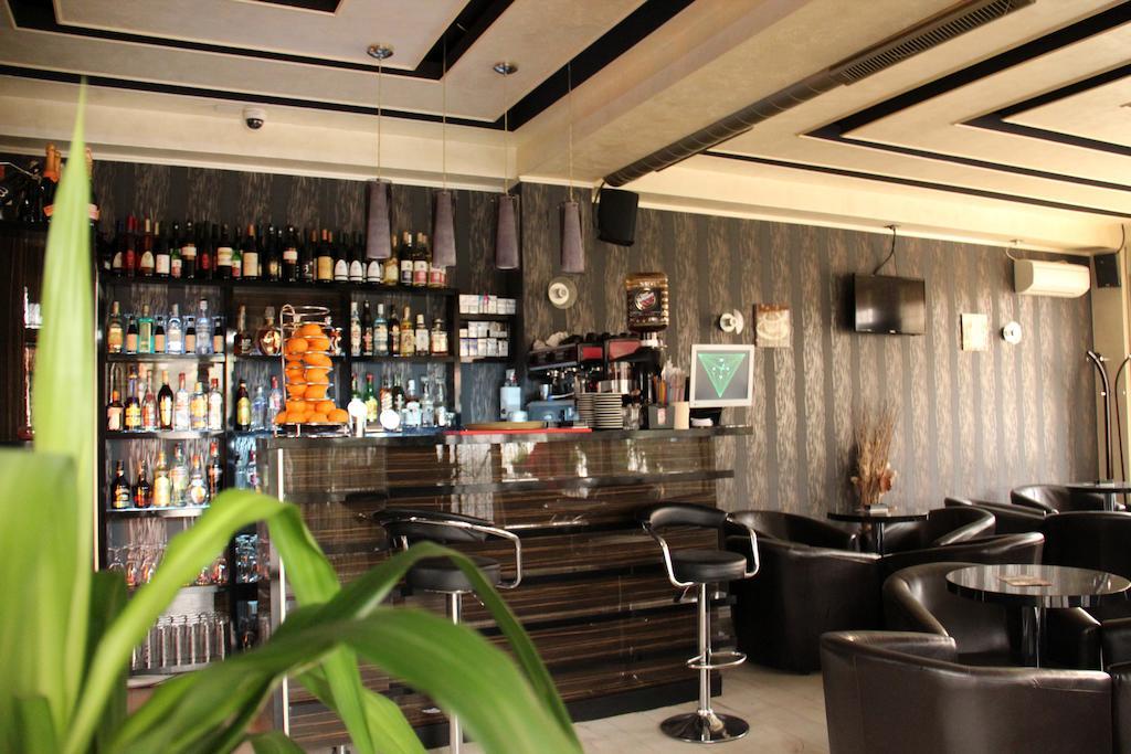 Târgu Jiu Enigma Pension מראה חיצוני תמונה